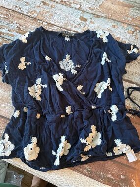 RD & Koko Viscose Navy Floral Embroidered Wrap Blouse with Tie Waist Size Small